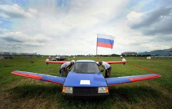 Російський літаючий автомобіль