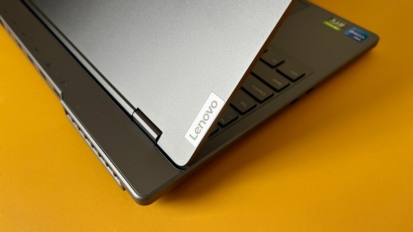 Lenovo