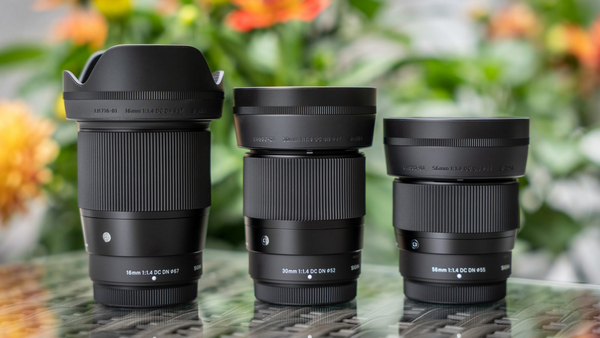 Популярна трійка світлосильних APS-C фіксів Sigma лінійки Contemporary